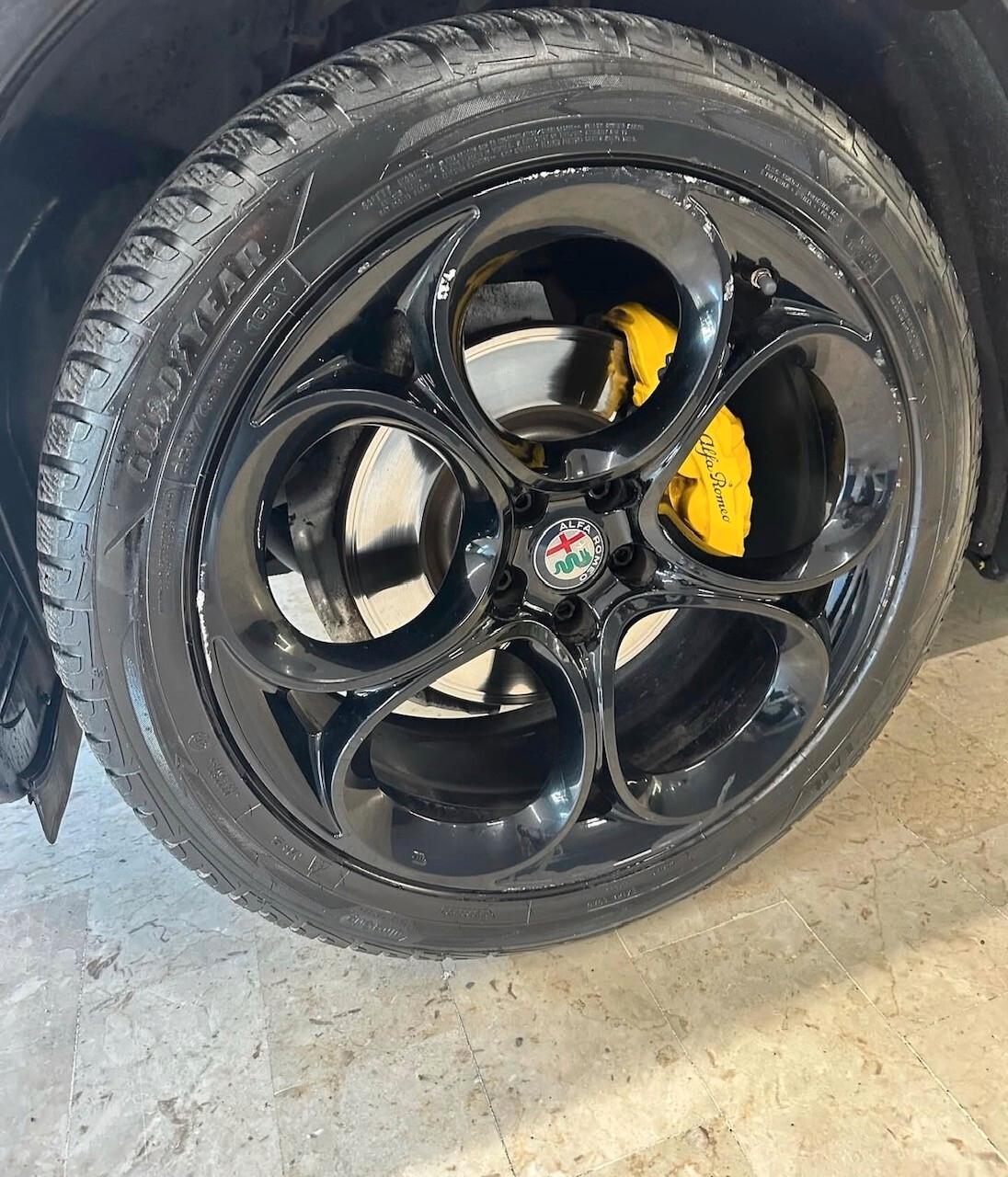 Alfa Romeo Stelvio 2.2 Turbodiesel 210 CV AT8 Q4 Executive