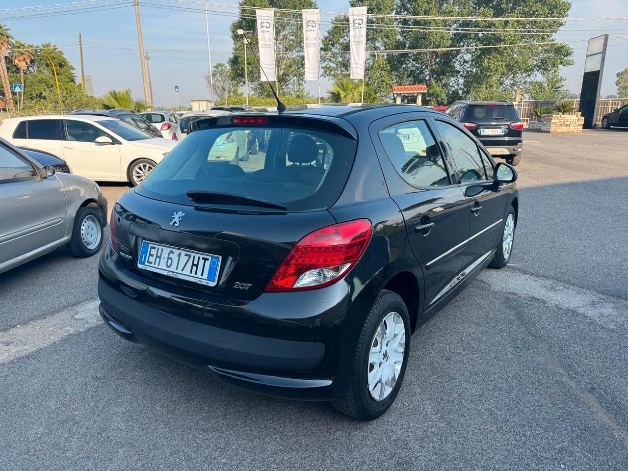 Peugeot 207 1.4 BENZ 5P UNIPRO SOLO 64000 KM - 2012