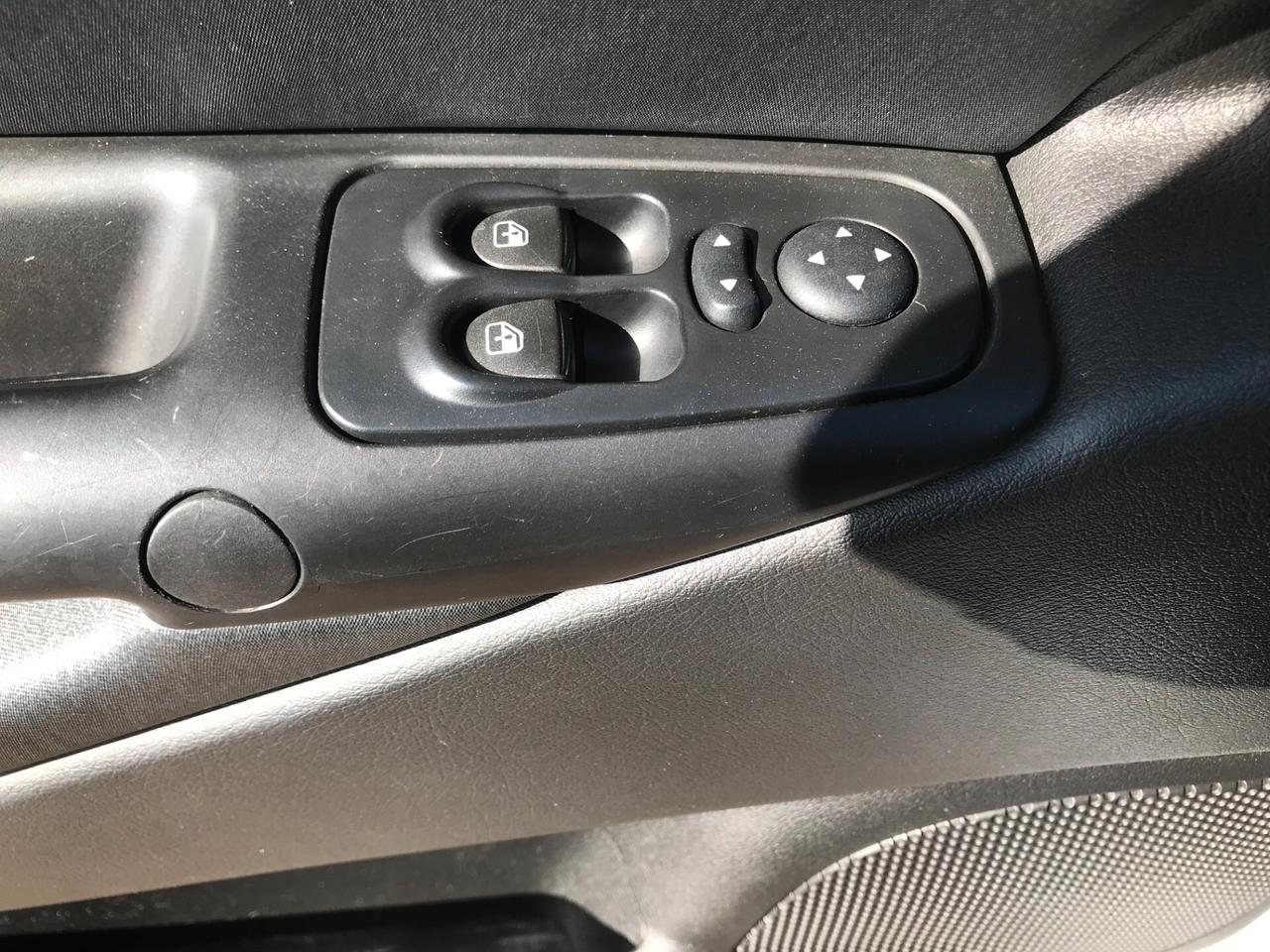 Lancia Ypsilon 1.2 69 CV Platinum