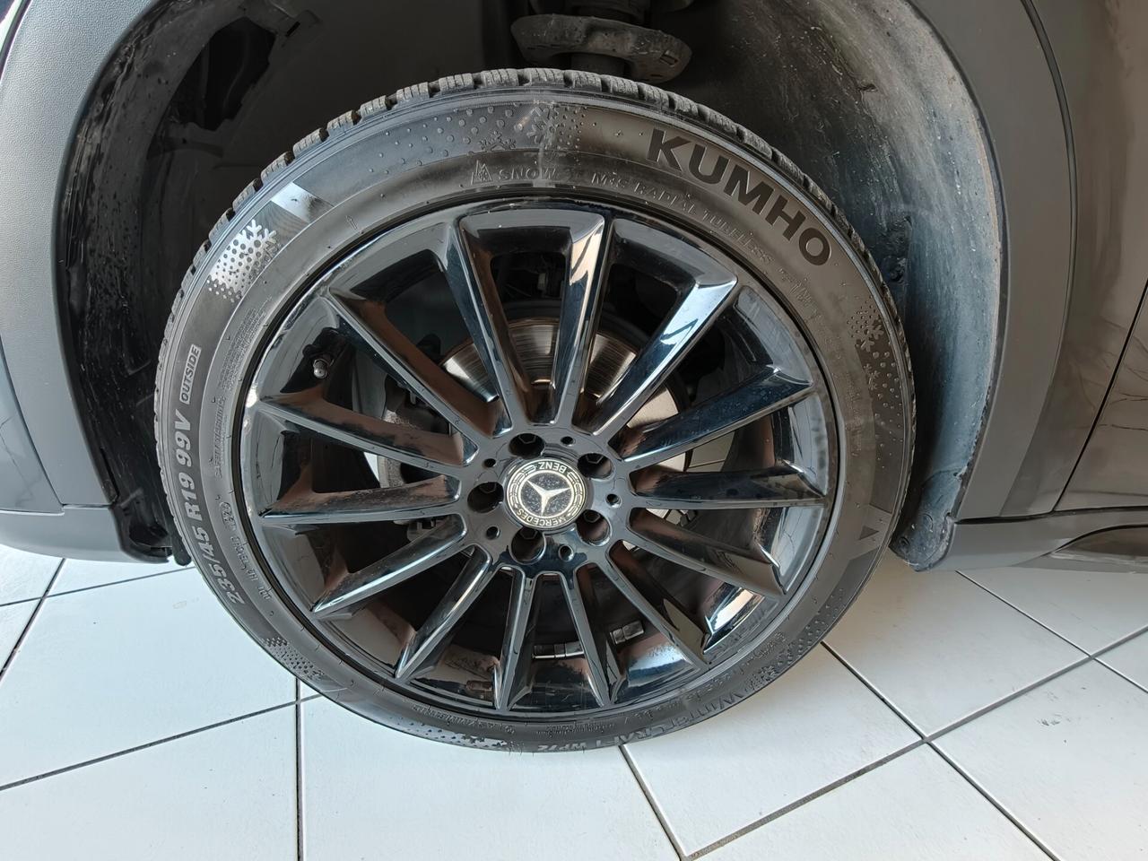 Mercedes-benz GLA 200 d Automatic Premium