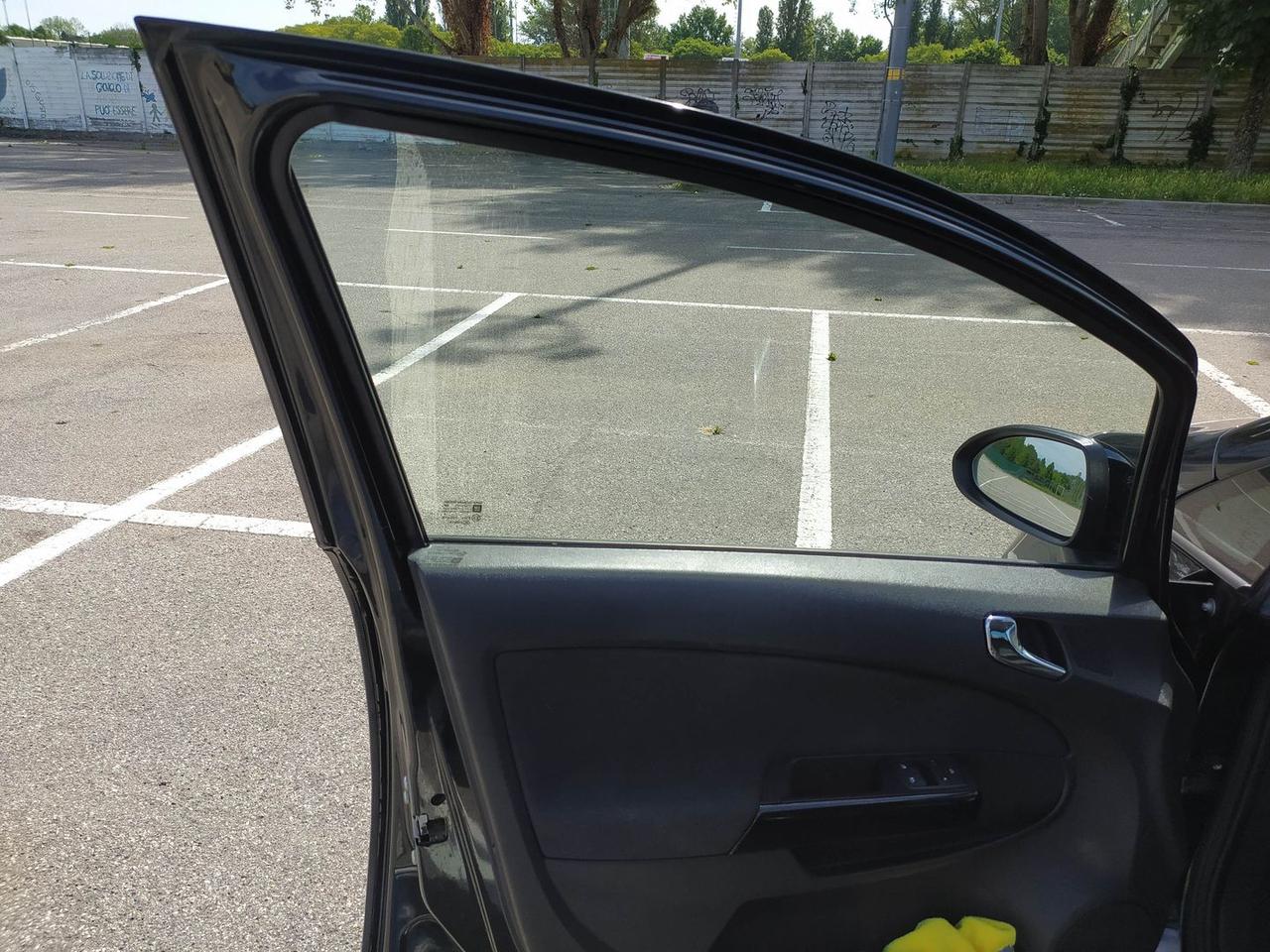 Opel Corsa Cosmo 1.2 #11303