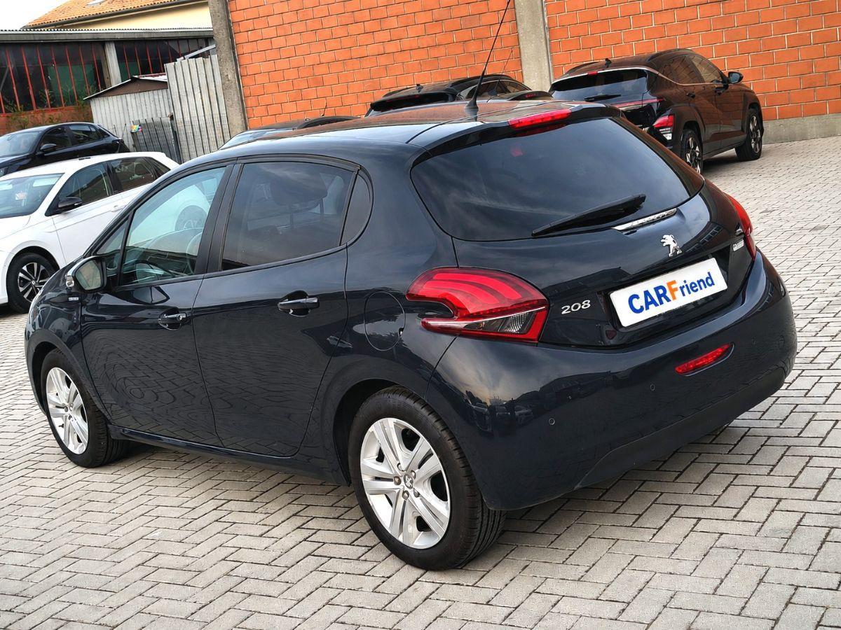PEUGEOT - 208 - PureTech 82 5p. Allure