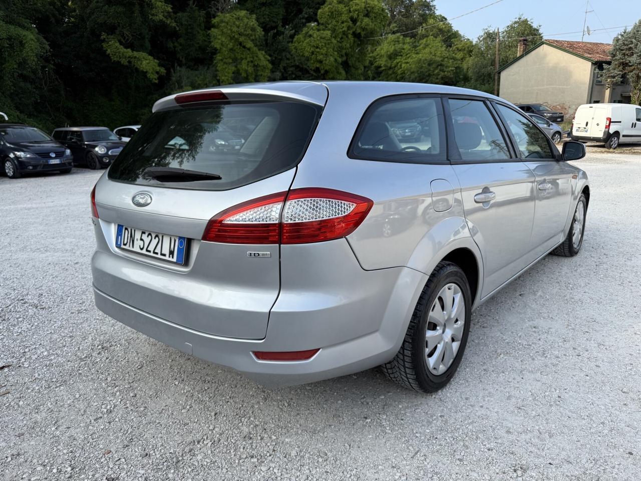 Ford Mondeo 1.8 TDCI UNICO PROP