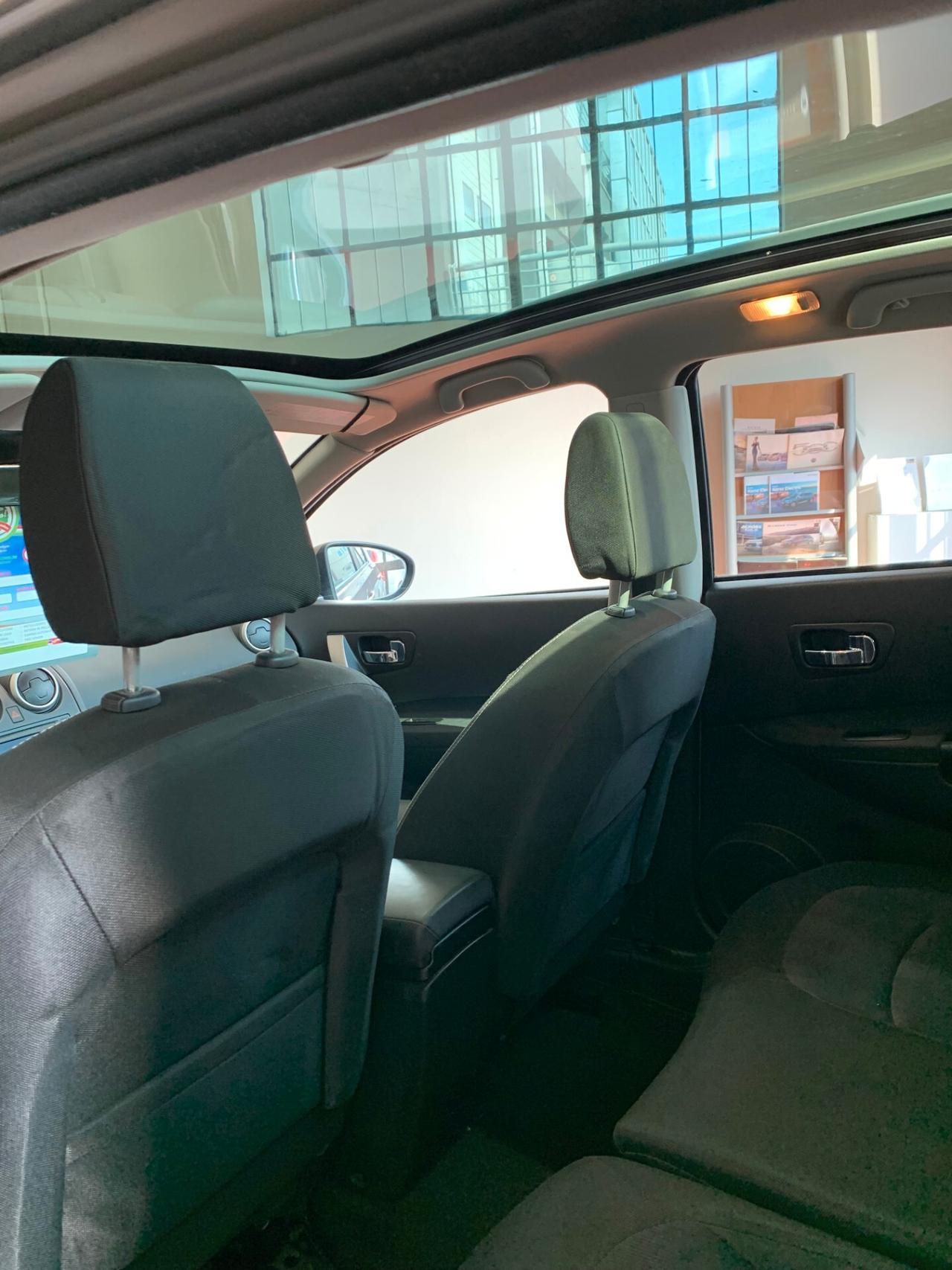 Nissan Qashqai Qashqai+2 2.0 dCi DPF Tekna 4X4 7 POSTI