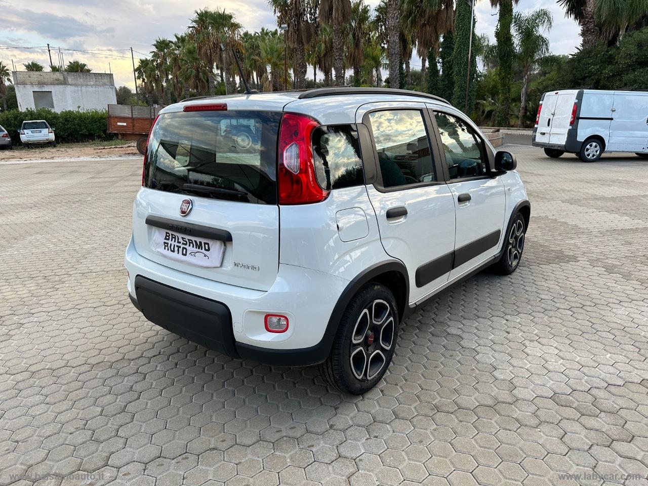 FIAT Panda 1.0 FireFly S&S Hybrid IVA INCLUSA