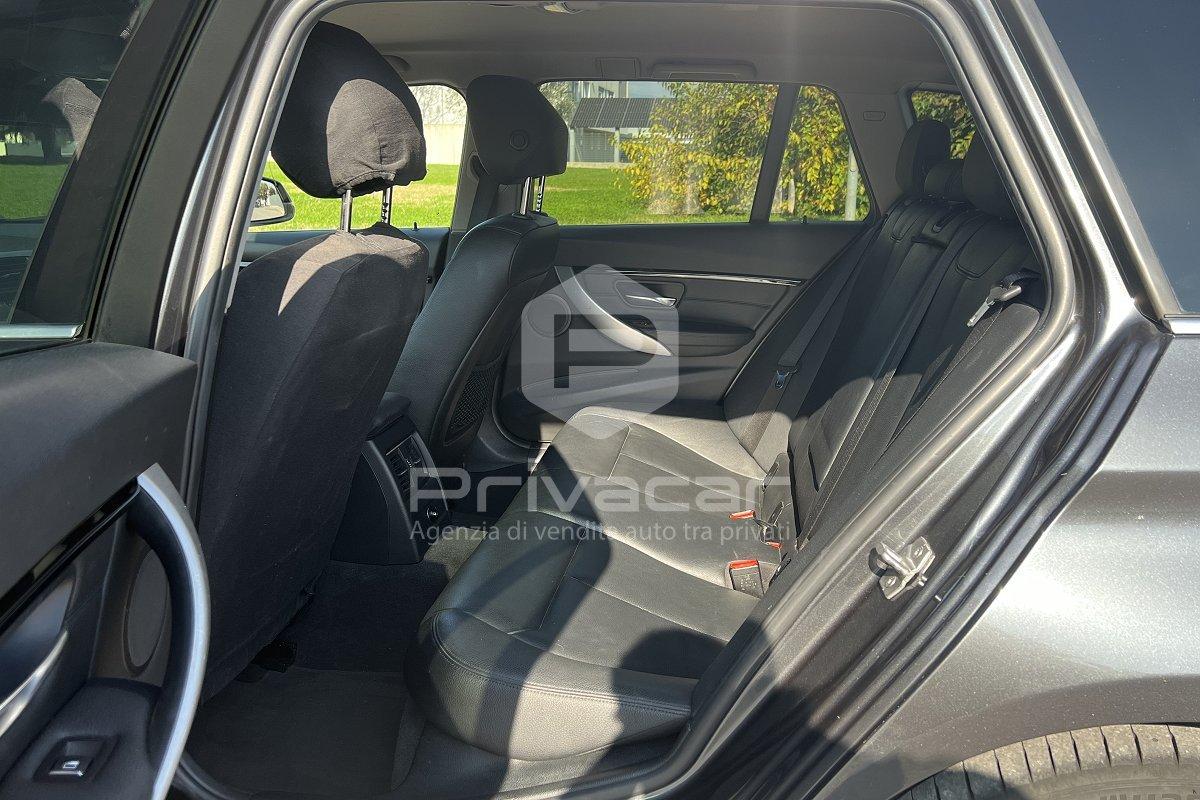 BMW 318d Touring Luxury