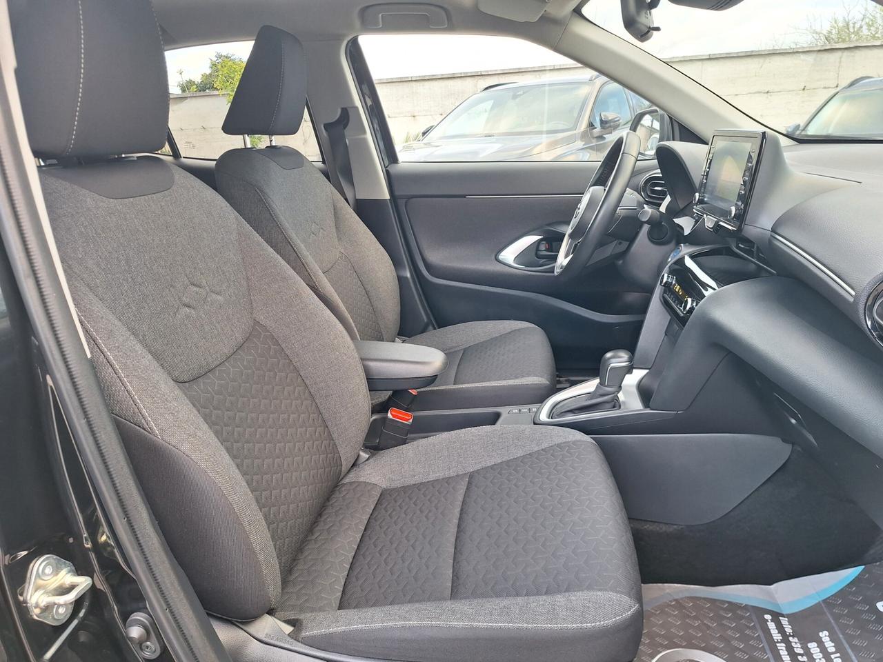 Toyota Yaris Cross 1.5 Hybrid 5p. E-CVT Business