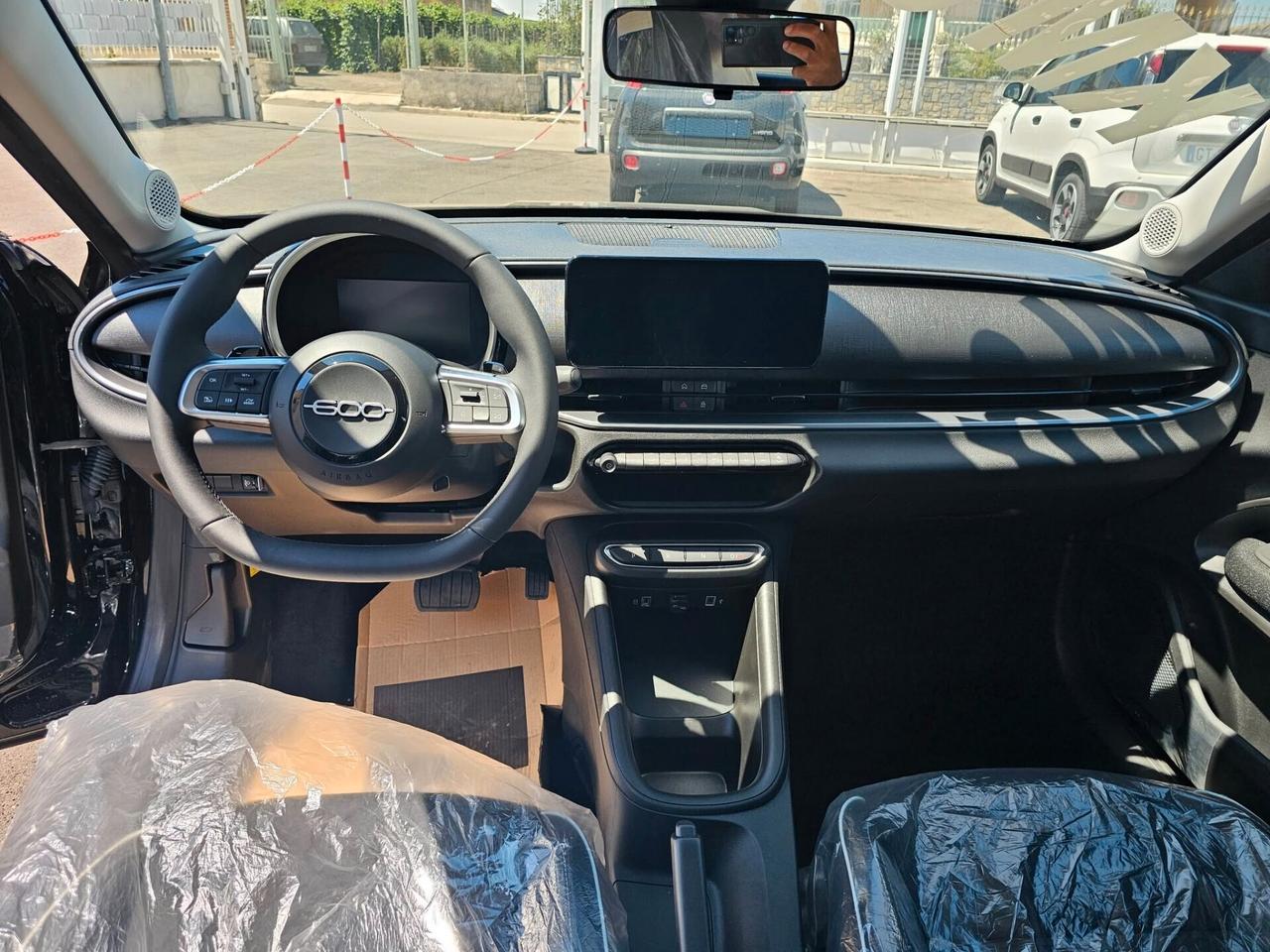 Fiat 600 Hybrid 110 CV DCT MHEV UFFICIALE ITALIA