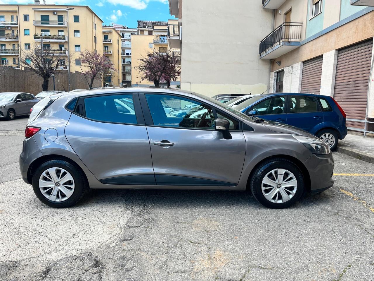 Renault Clio 1.2 75CV 5 porte Life