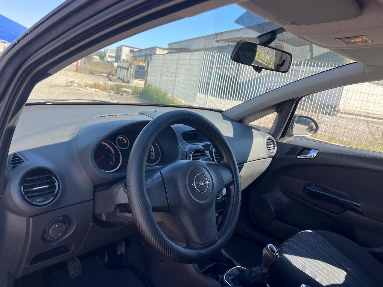 Opel Corsa 1.3 CDTI Club 141000 KM