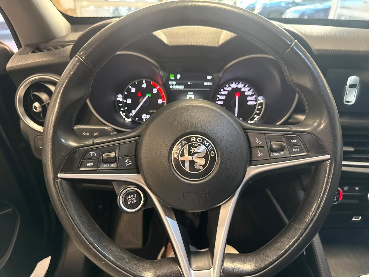 Alfa Romeo Stelvio 2.2 Turbodiesel 210 CV AT8 Q4 Executive