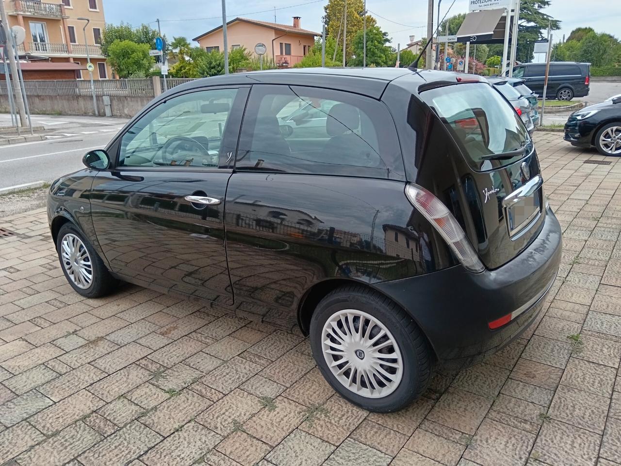 Lancia Ypsilon 1.2 Oro