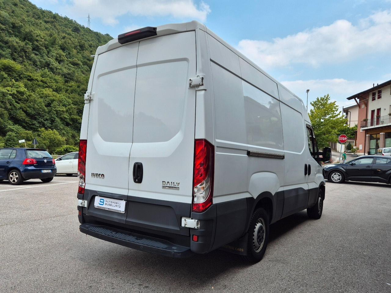 Iveco Daily 35S14 2.3 HPT Automatico Furgone