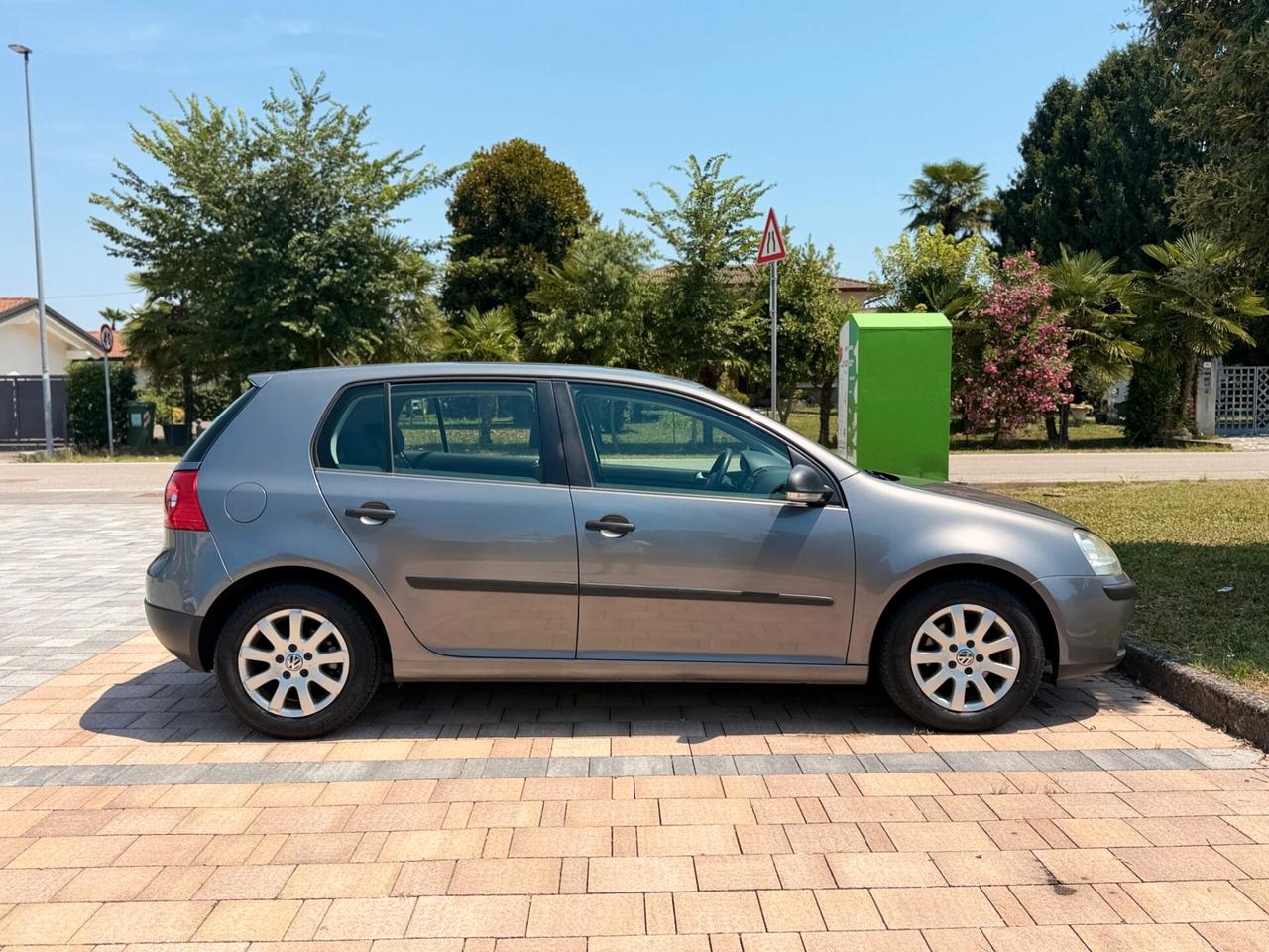 Volkswagen Golf 1.9 TDI DPF 5p. Diesel