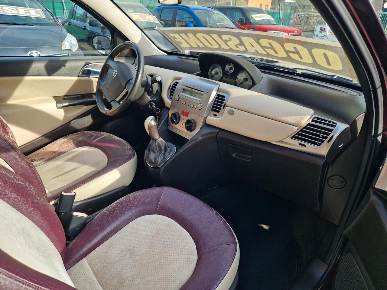 Lancia Ypsilon MJT 1.3 75 CV Prontissima!