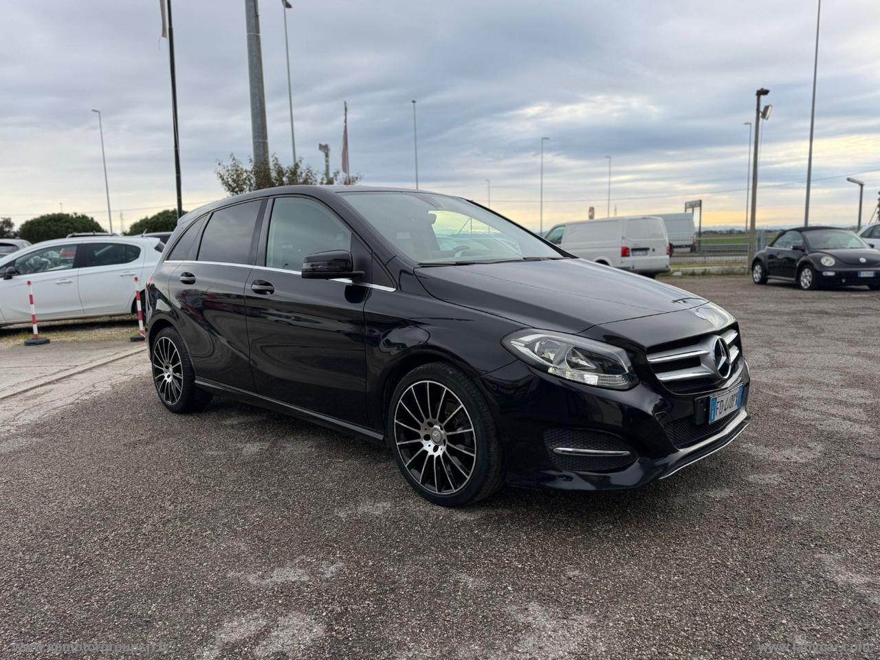 MERCEDES-BENZ B 180 CDI Automatic Premium