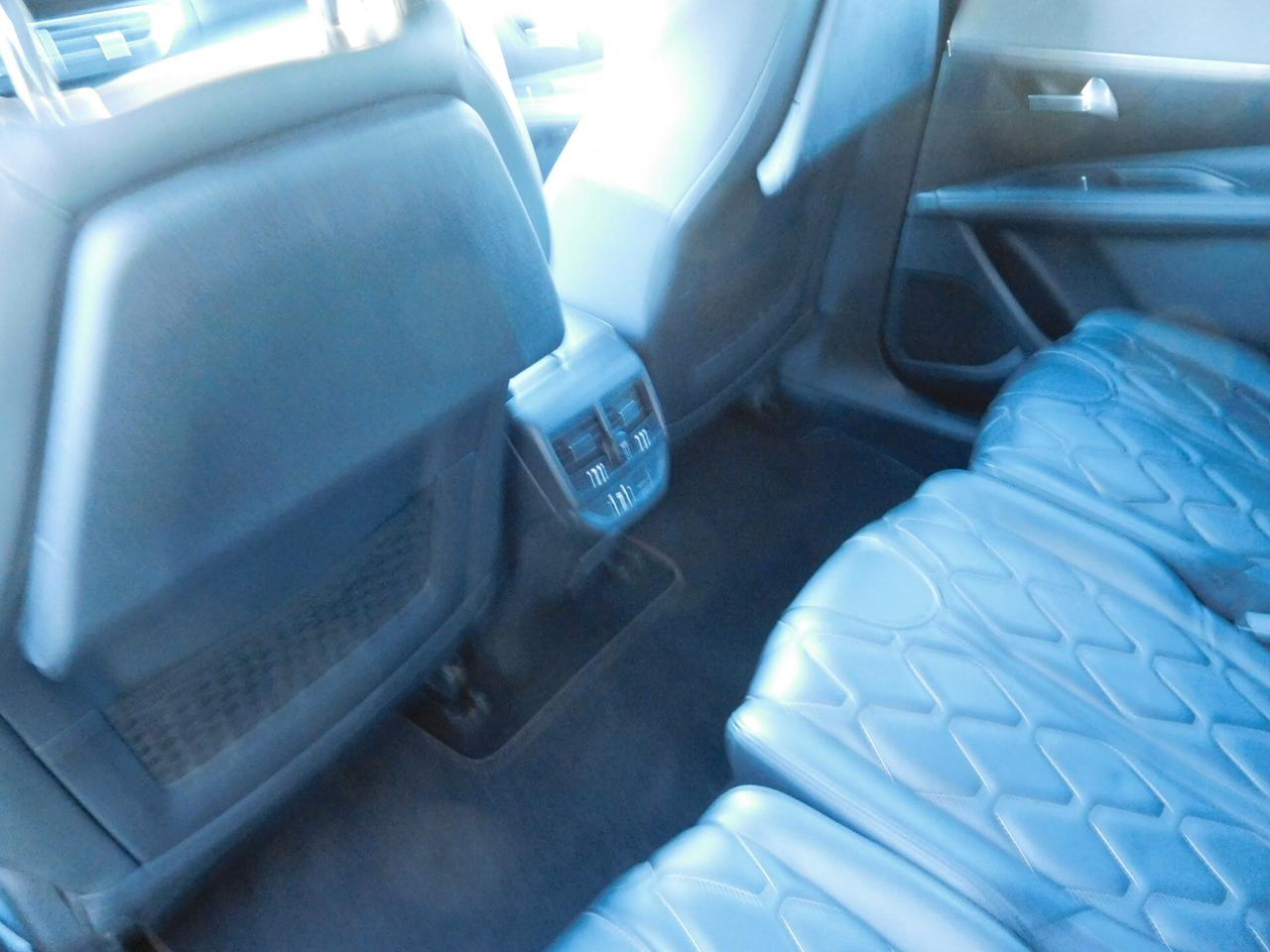 Peugeot 5008 BlueHDi 180 S&S EAT8 GT 7 POSTI