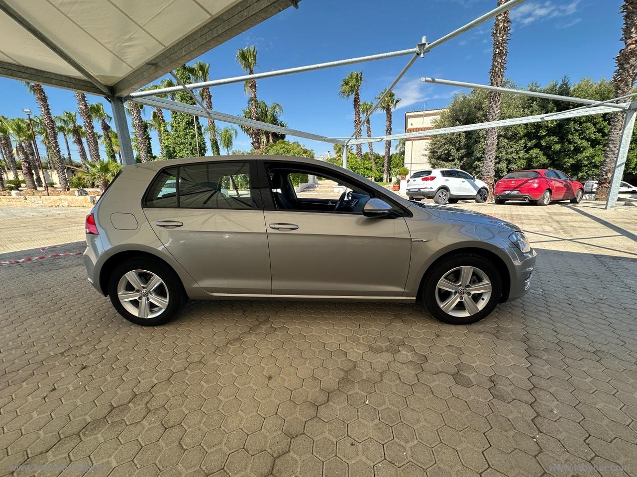 VOLKSWAGEN Golf 1.4 TGI DSG 5p. Highline BM