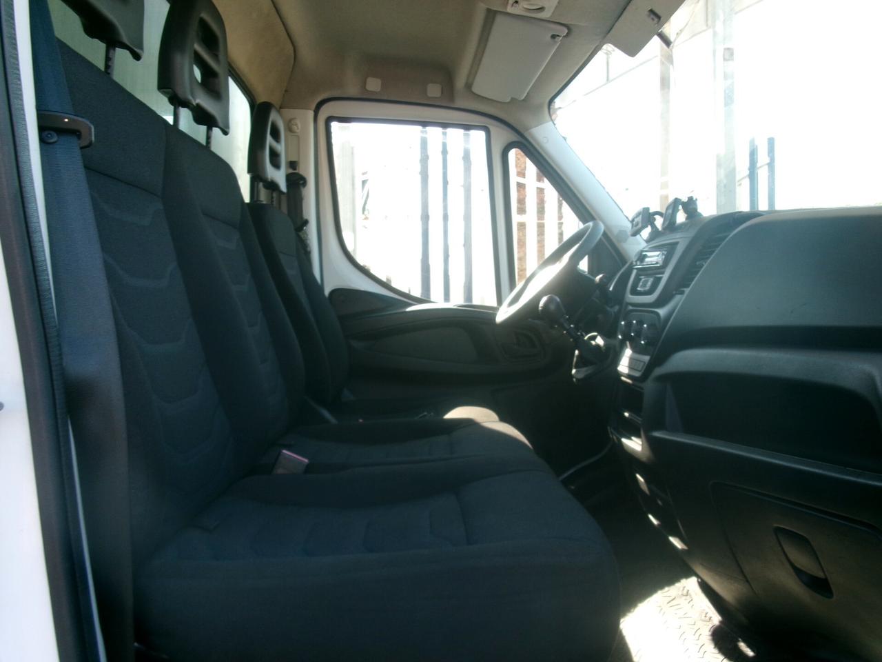 Iveco Daily 35C15 3000 150CV E6 FRIGO ATP FRCX -20° 01/2027 6 PEDANE