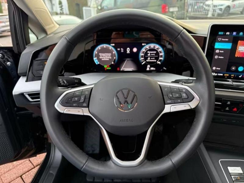 Volkswagen Golf Variant 1.5 eTSI ACT Life DSG PDC LED CARPLAY