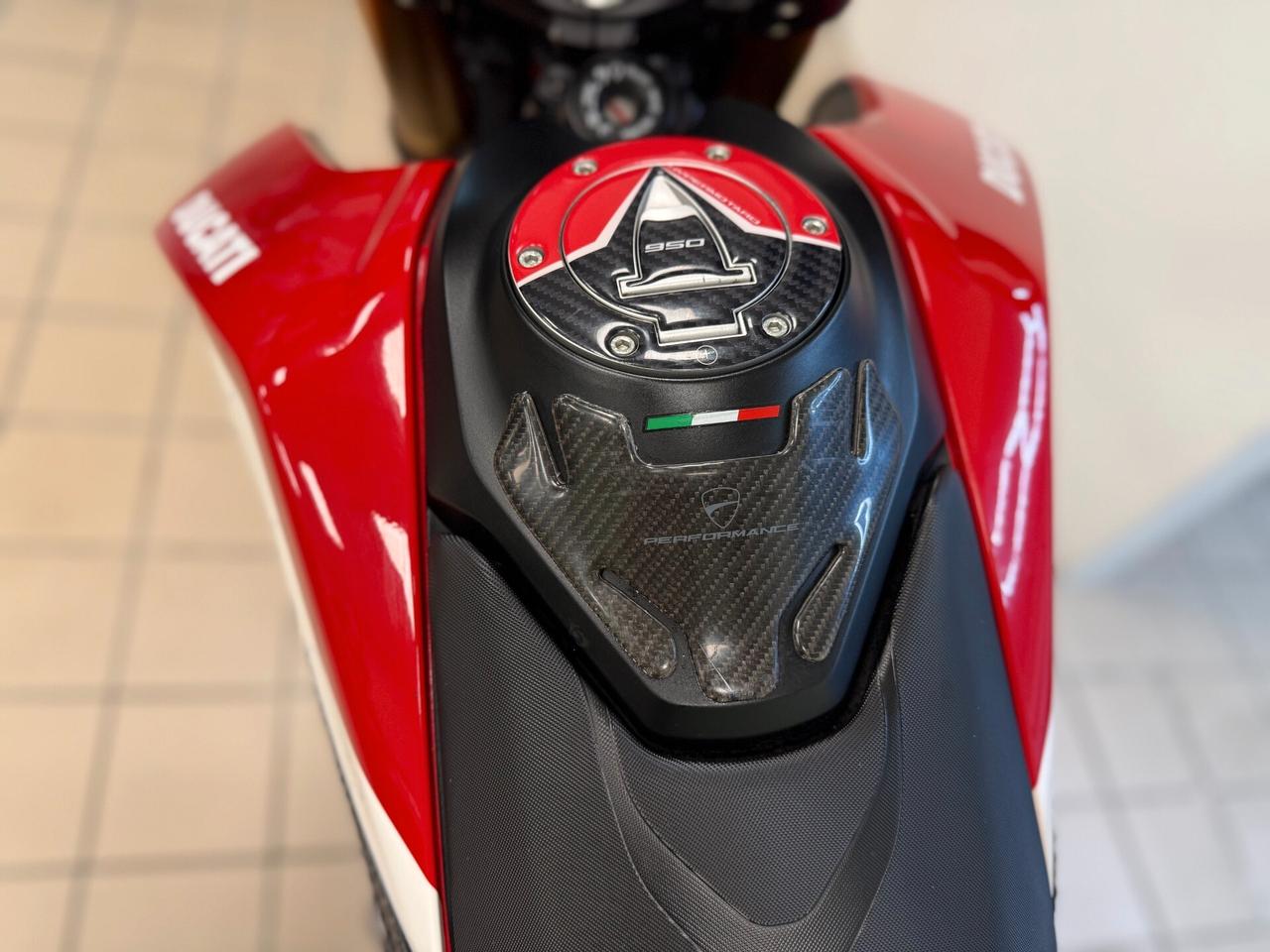 Ducati Hypermotard 950 SP