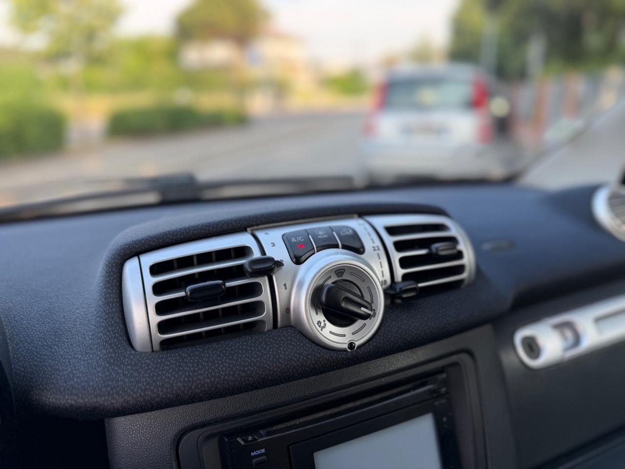 Smart ForTwo 800 40 kW coupé teen cdi special edition