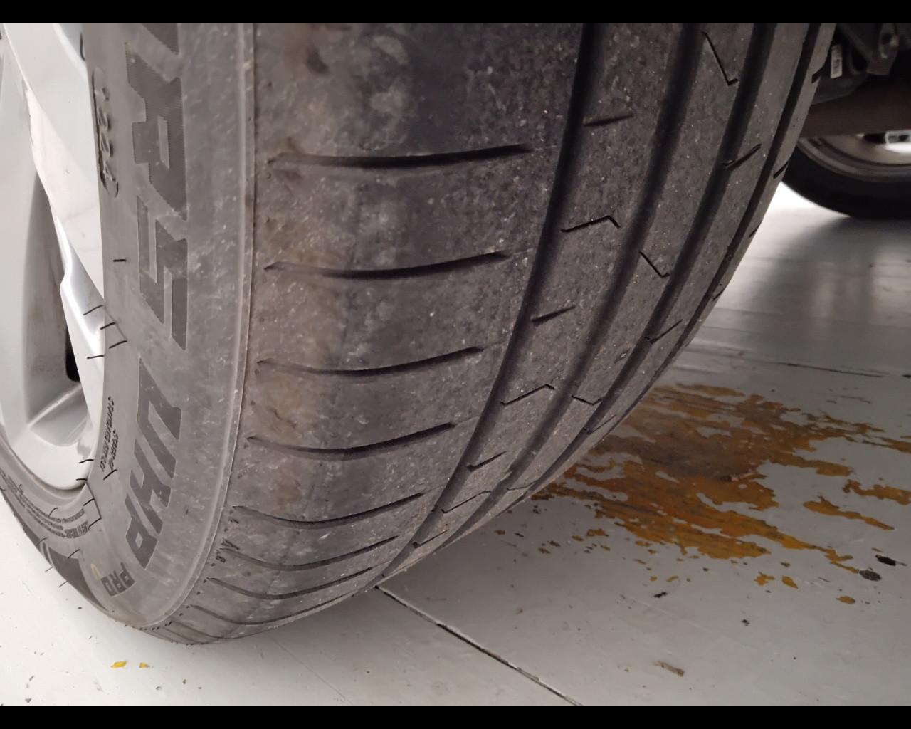 VOLKSWAGEN Tiguan II 2021 - Tiguan 2.0 tdi R-Line 150cv dsg