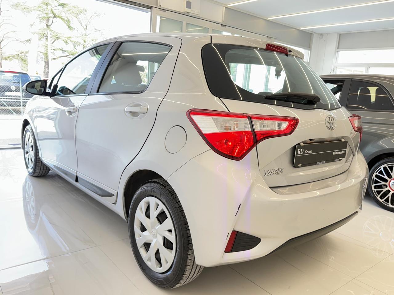 Toyota Yaris 5p 1.0 Lounge ok neopatentati