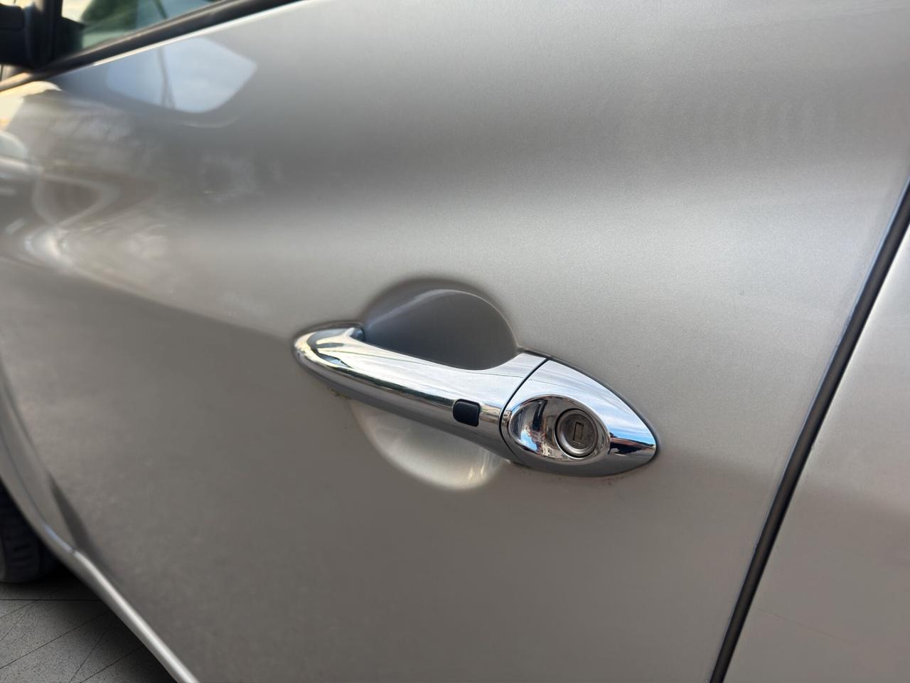 Kia Venga 1.6 CRDi 115 CV COOL-KEYLESS/RETROCAM.