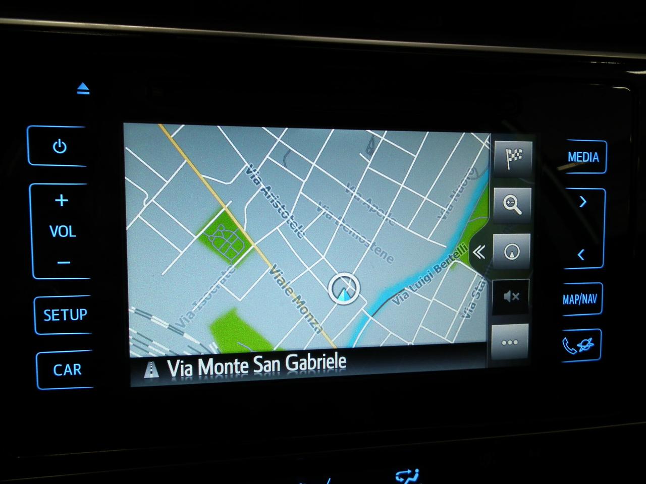 Toyota Auris 1.8 Hybrid KM 64.000 ! UNIPROPRIETARIO ! NAVI TELECAMERA CRUISE TELEFONO !