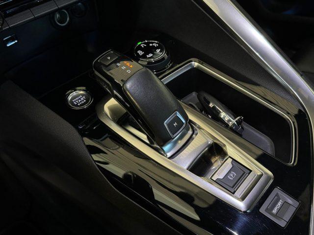 PEUGEOT 3008 BlueHDi 130 EAT8 GT Line Full-led/Ambient Light