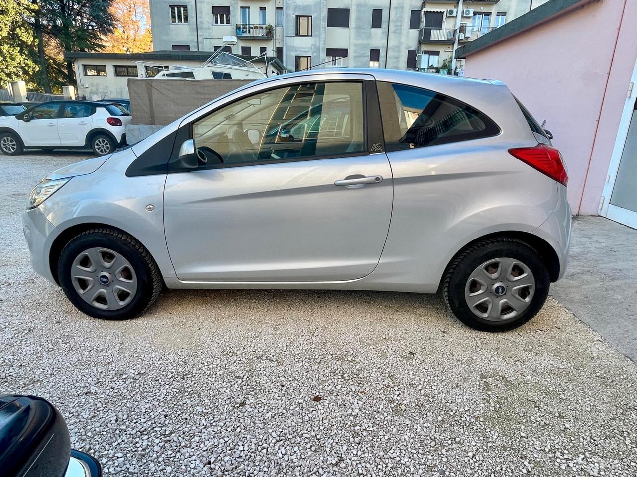 Ford Ka 1.3 TDCi 75CV Titanium