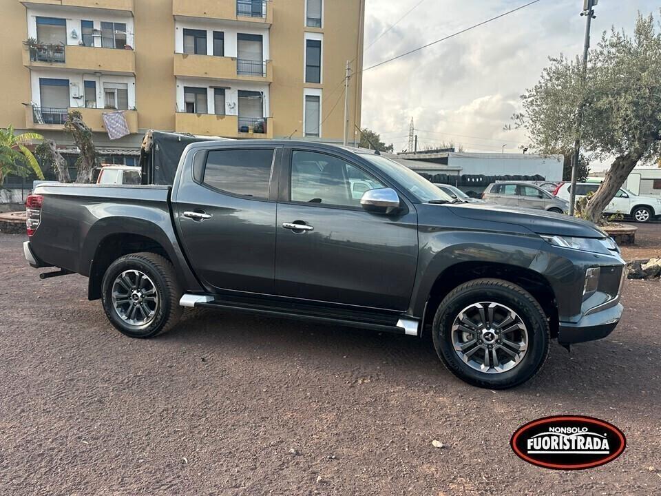 Mitsubishi L200 2.3 DI-D Double Cab Intense