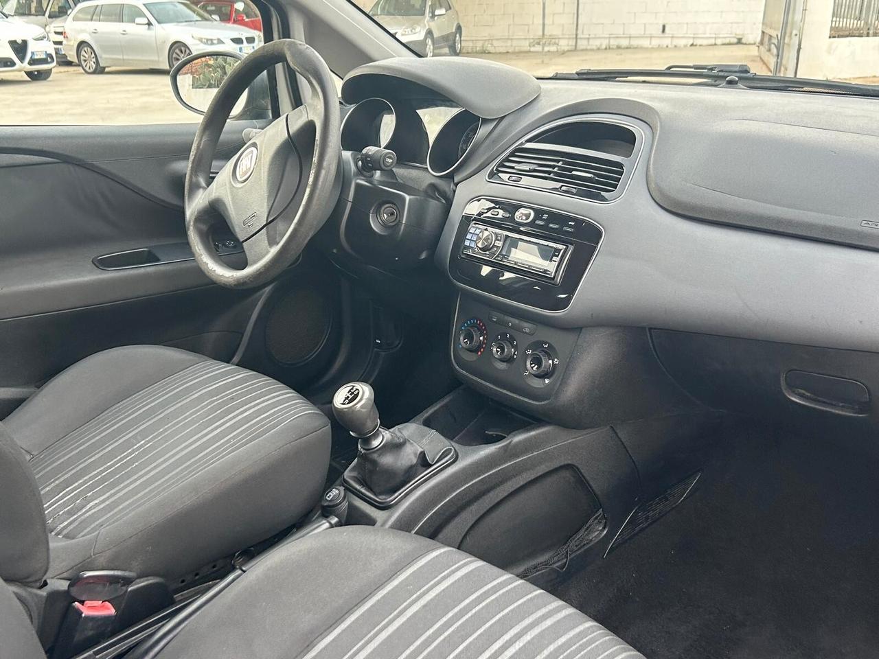 Fiat Punto Evo 1.4 3 porte Dynamic – Alimentazione GPL – 204.000 km – Prezzo €3.300