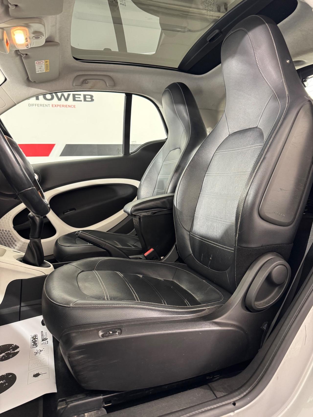 Smart ForTwo 1000 52 kW MHD coupé pulse