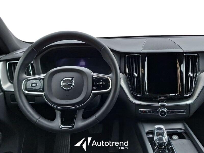 Volvo XC60 B4 197+14 CV AWD Mild Hybrid Diesel Automatico Plus Dark N1 Autocarro