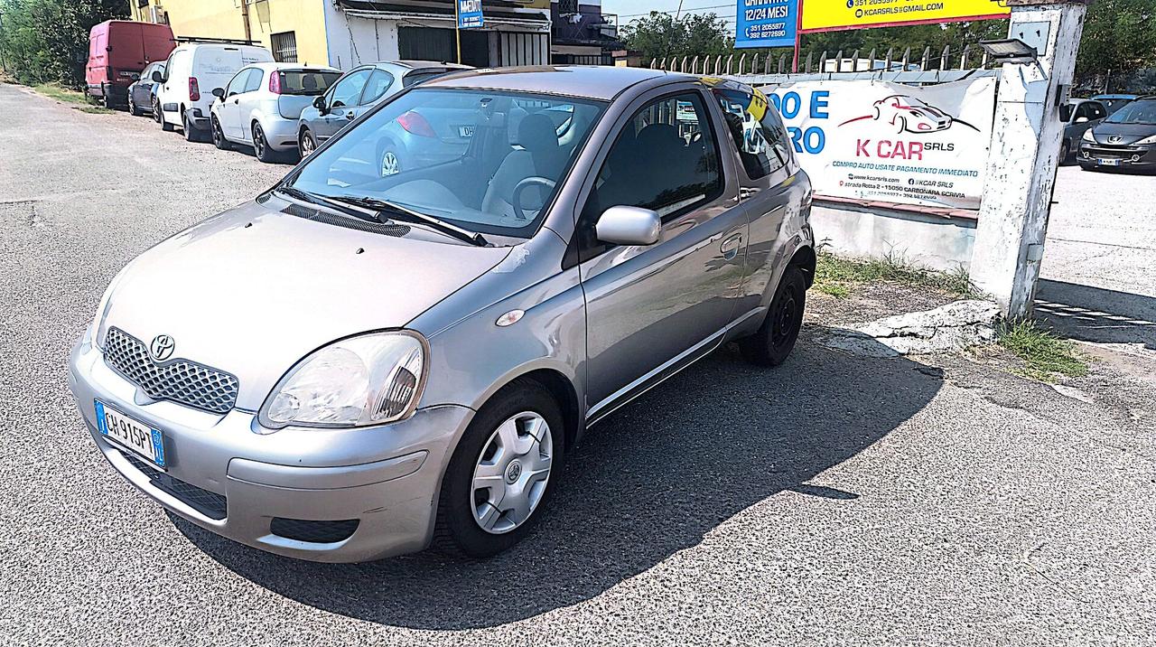 Toyota Yaris 1.0i 16V cat 3 porte Sol