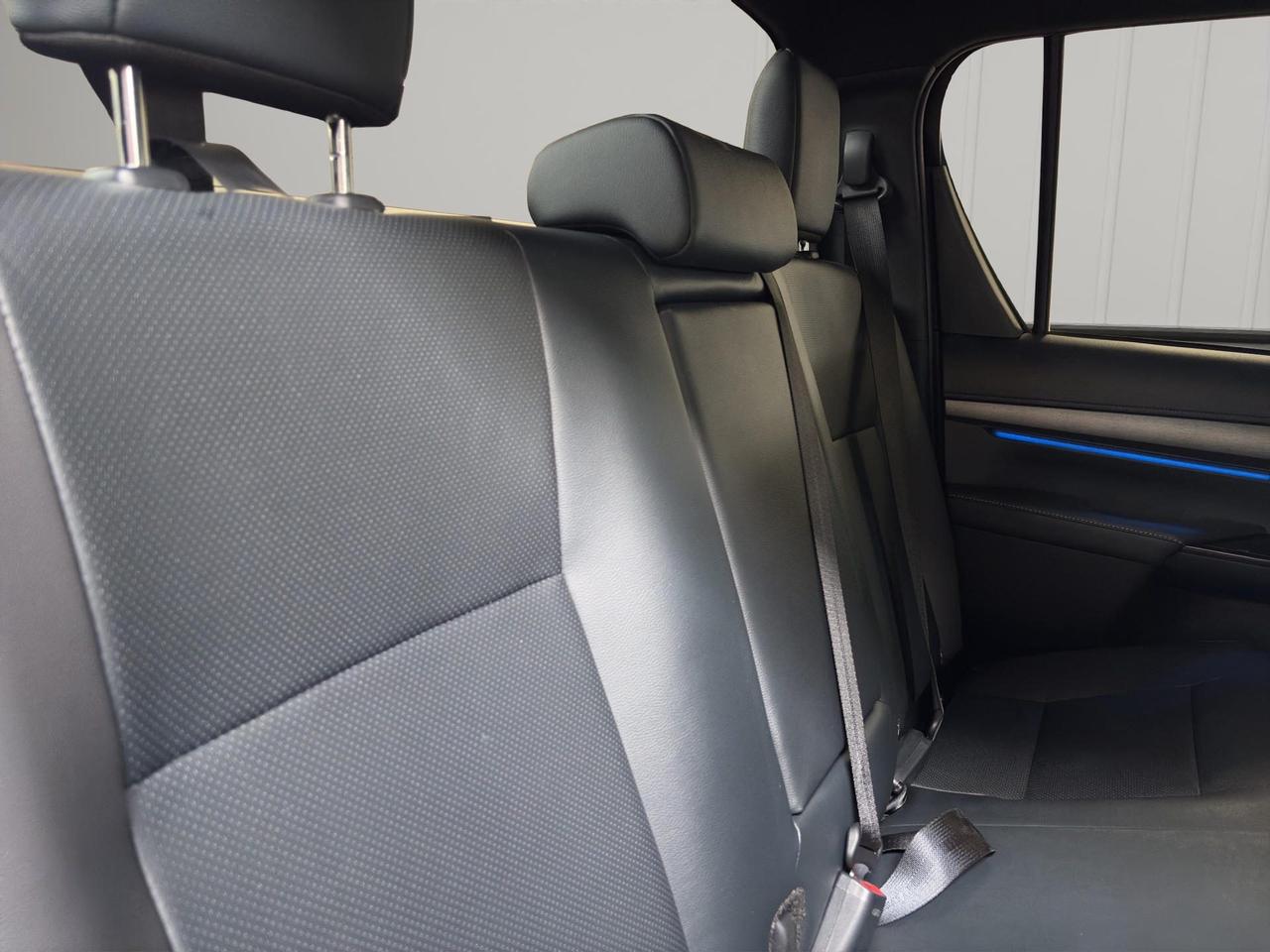 Toyota Hilux 2.8 d-4d 48V double cab Invincible