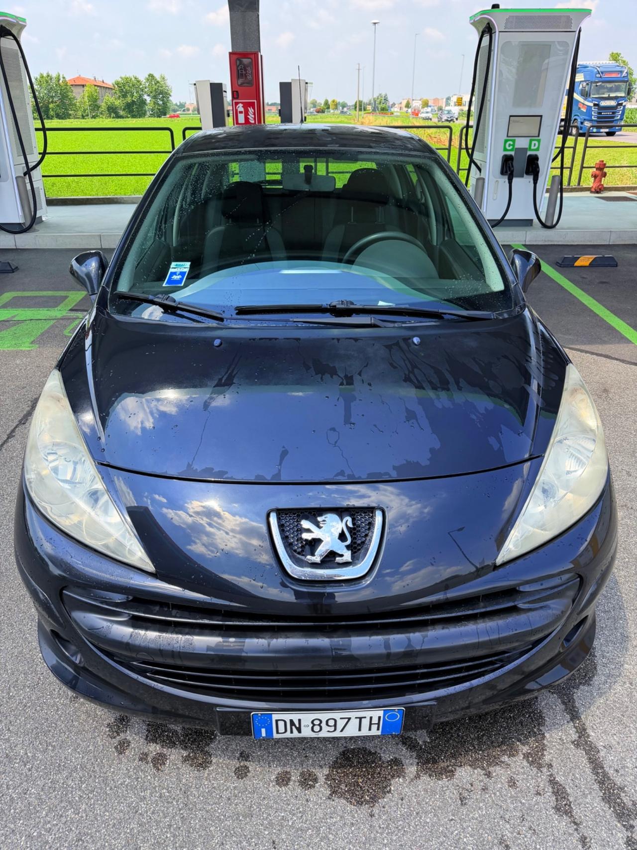 Peugeot 207