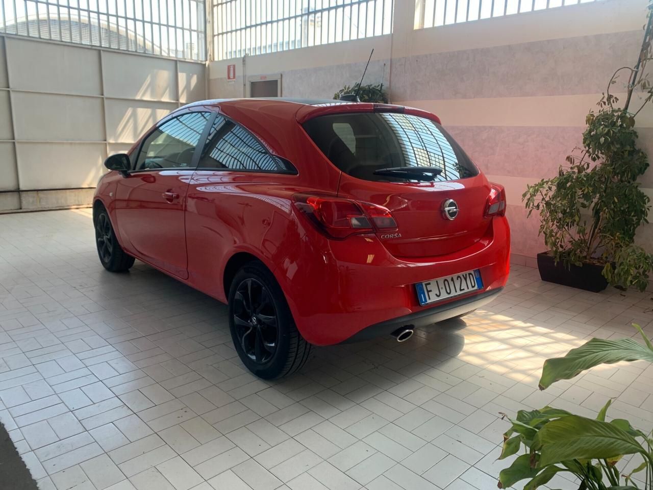 Opel Corsa 1.2 BENZINA Coupé Cosmo