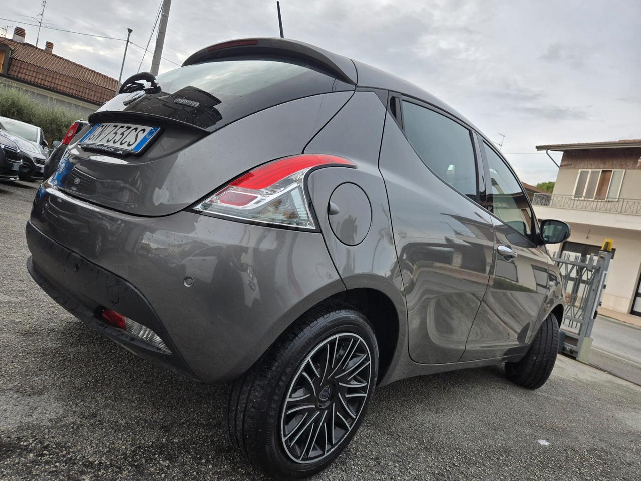 LANCIA YPSILON GOLD 1.0 70 cv HYBRID -PROMO SETTEMBRE GA FIN&SAFE-