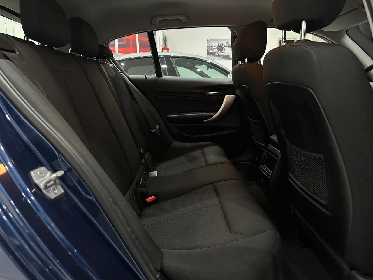 Bmw 116 116d 5p. Business