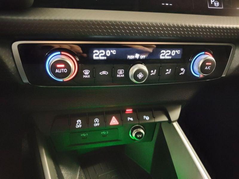 Audi A1 A1 SPB 30 TFSI S tronic Identity Black