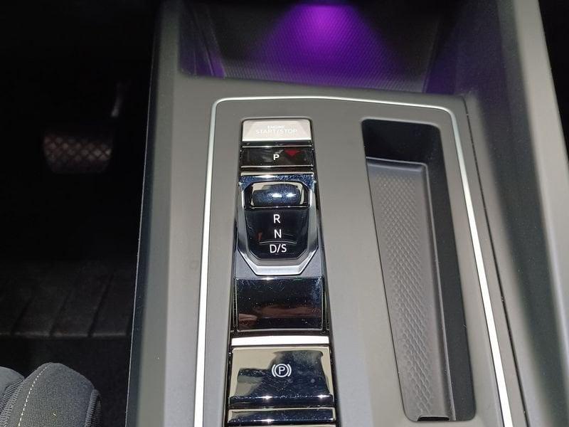 Volkswagen Golf VIII 2020 Diesel 2.0 tdi Style 115cv dsg