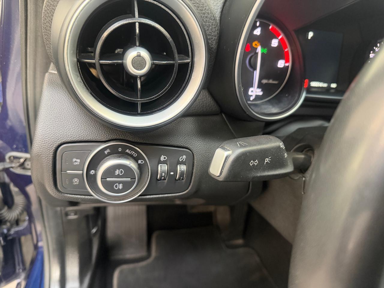 Alfa Romeo Giulia 2.2 Turbodiesel 150 CV AT8 Business