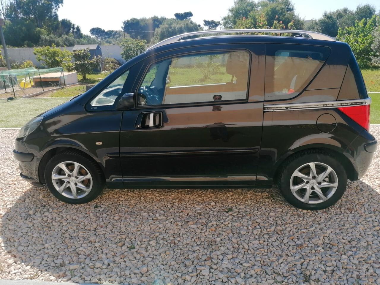 Peugeot 1007 1.6 Sporty 2Tronic
