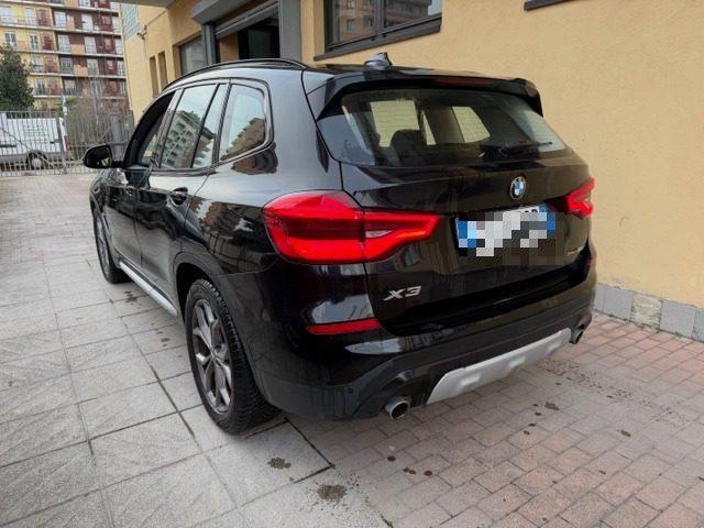 BMW X3 sDrive18d 48V Xline auto