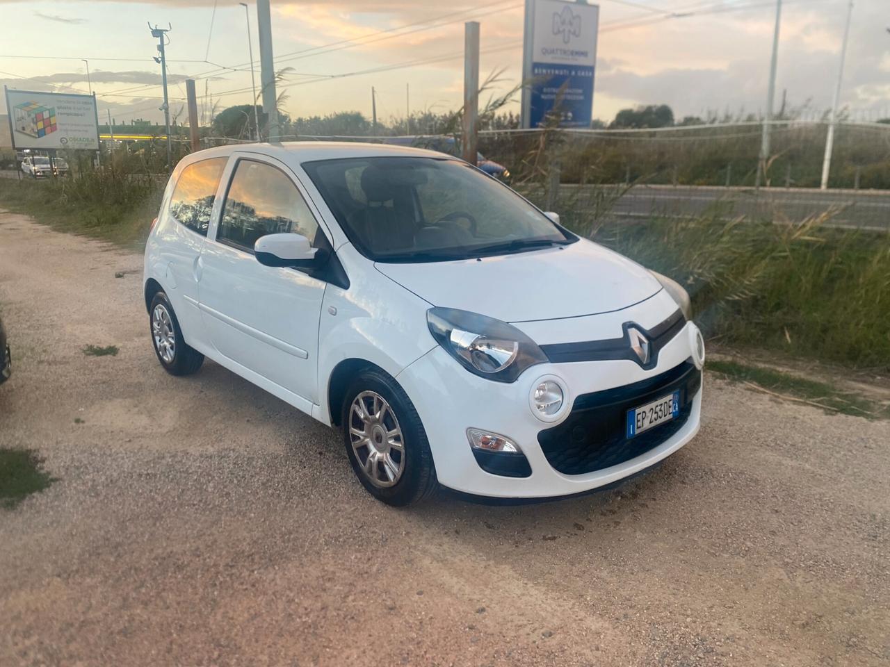 RENAULT TWINGO 1.2 ANNO 2013 88.000 KM GARANTITA