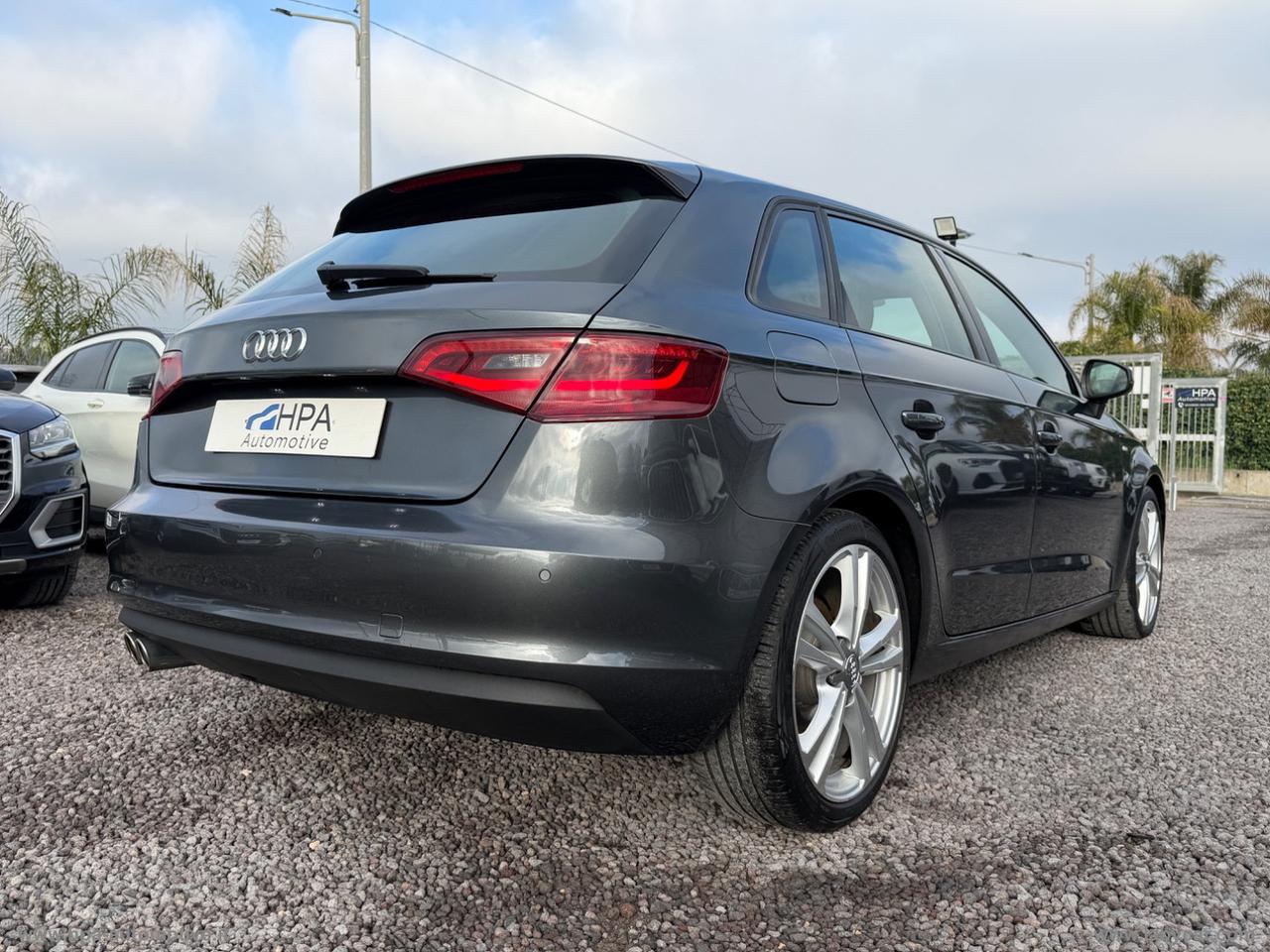 AUDI A3 SPORTBACK 2.0TDI 150 S-line BI-XENON NAVI LED