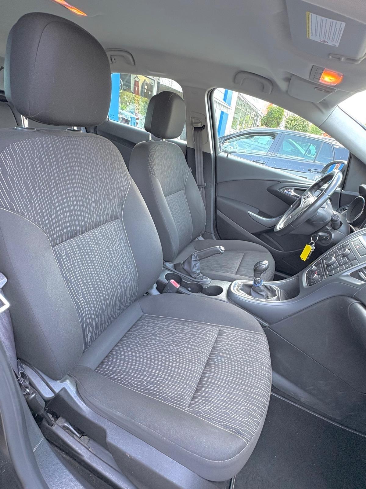 Opel Astra 1.7 CDTI 110CV Sports Tourer Neopatentati